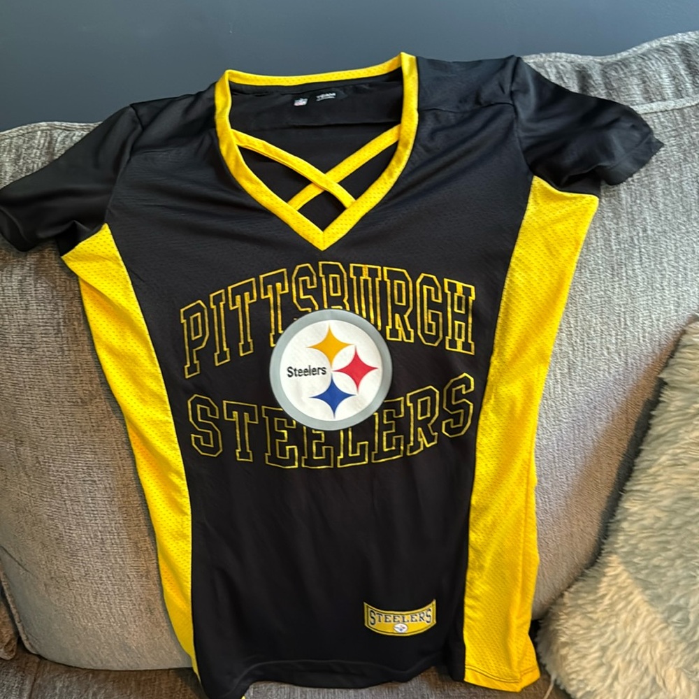 Steeler xs jersey black and yellow